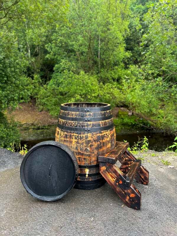 500L Sanded + Curved Rustic Step